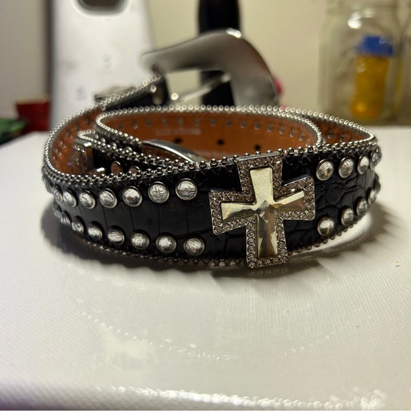 Belt - Picture 2 of 3